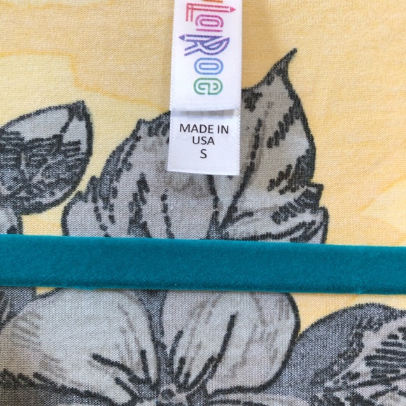 Lularoe Perfect T - Picture 2 of 2